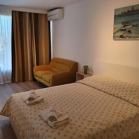 Apartment Sincic Novigrad  Exterior photo