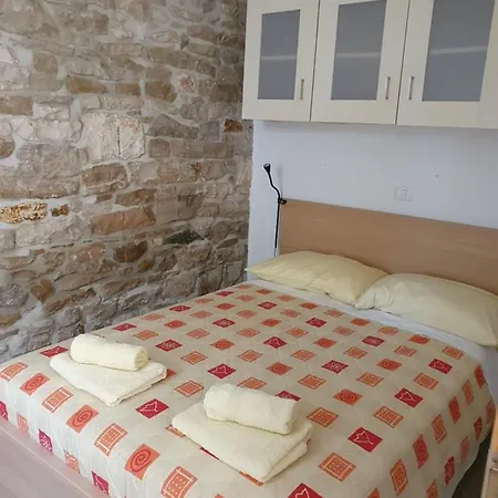 Apartment Sincic Novigrad  Exterior photo